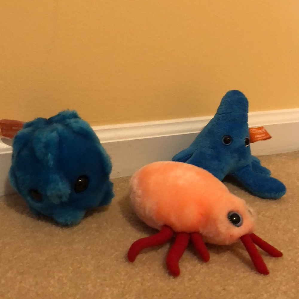 Giant microbe bundle - Picture 2 of 8